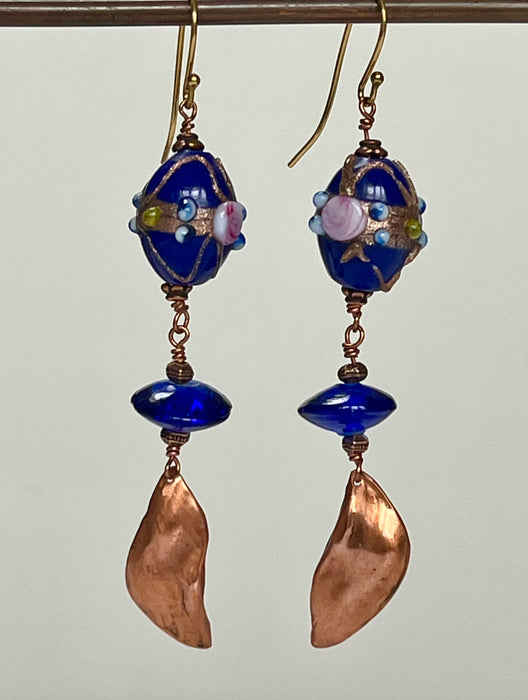 Earrings with old Murano glassbeads and copper pendant