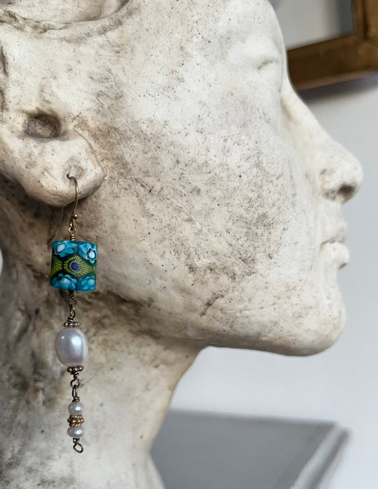 Earrings with Murano tradebead and freshwater pearls